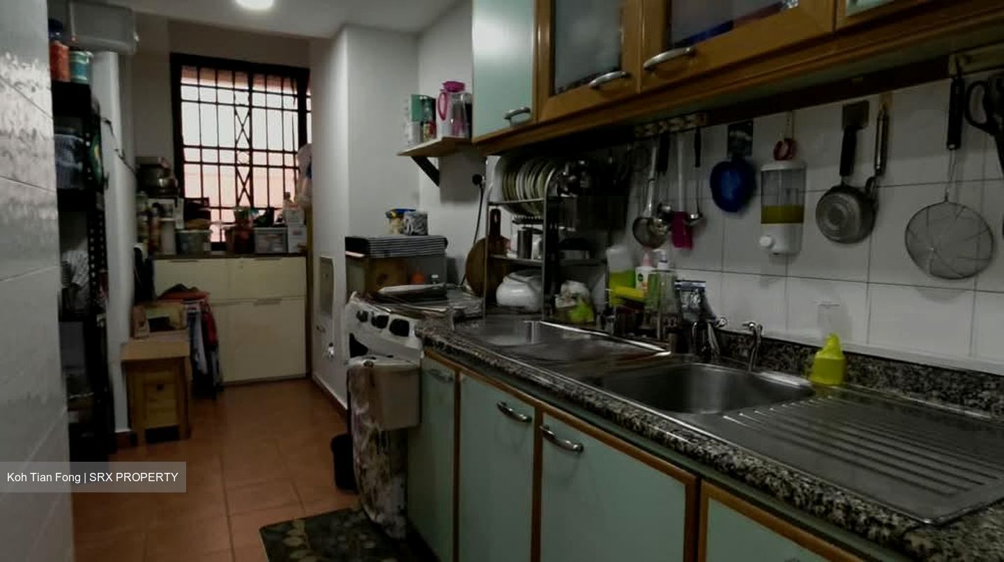 Seletaris (D27), Condominium #542005081